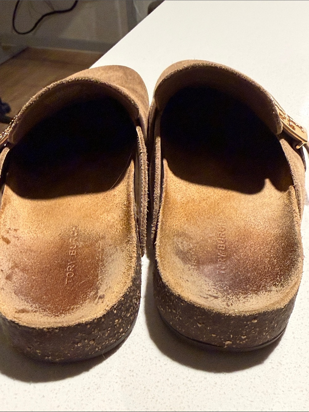 Tory Burch Mellow mule Slip-On Mules with Gold Logo Accent size 7.5 - Picture 2 of 4